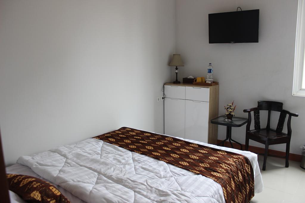 Rene Hotel Yogyakarta Szoba fotó
