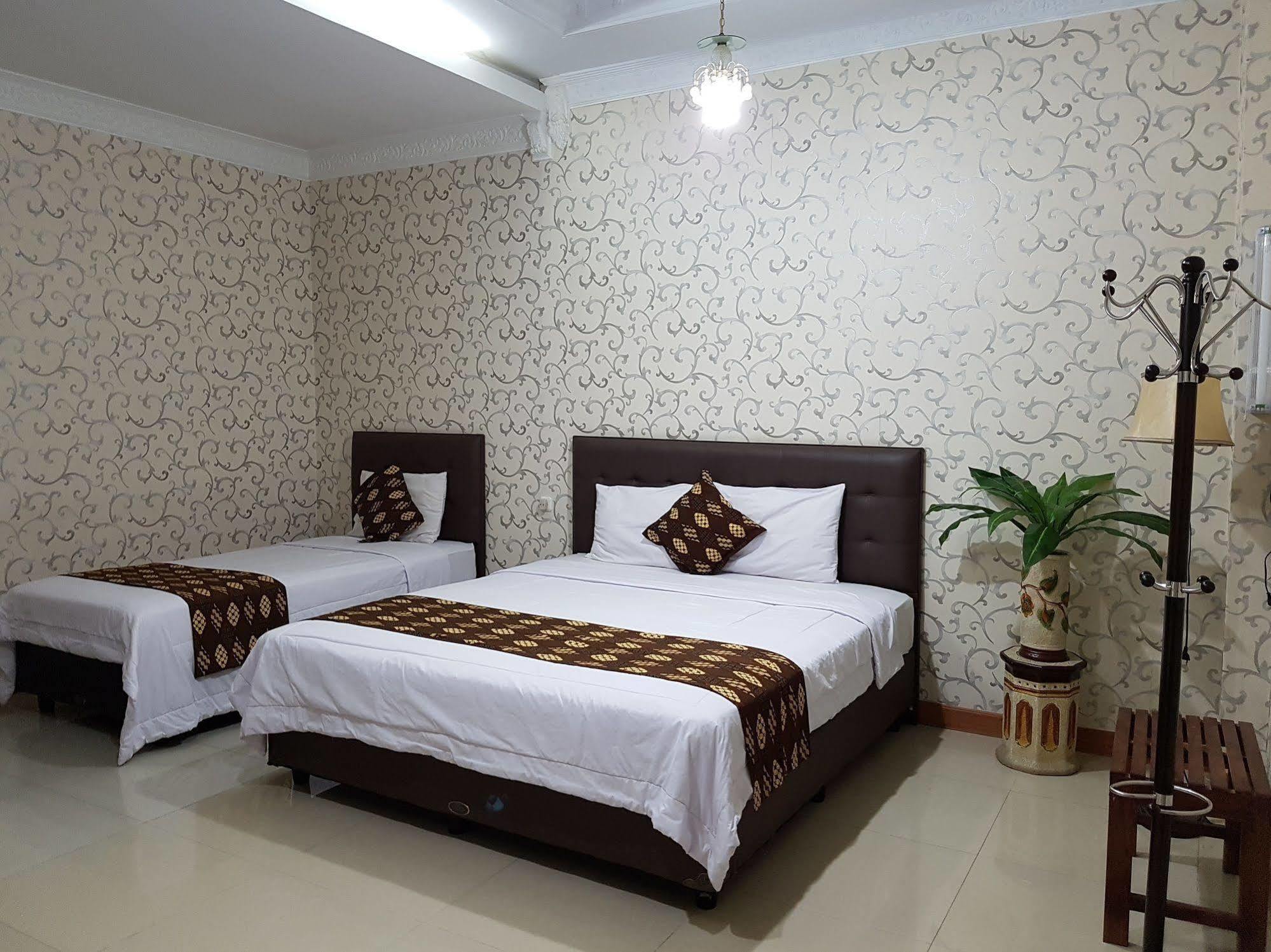 Rene Hotel Yogyakarta Kültér fotó